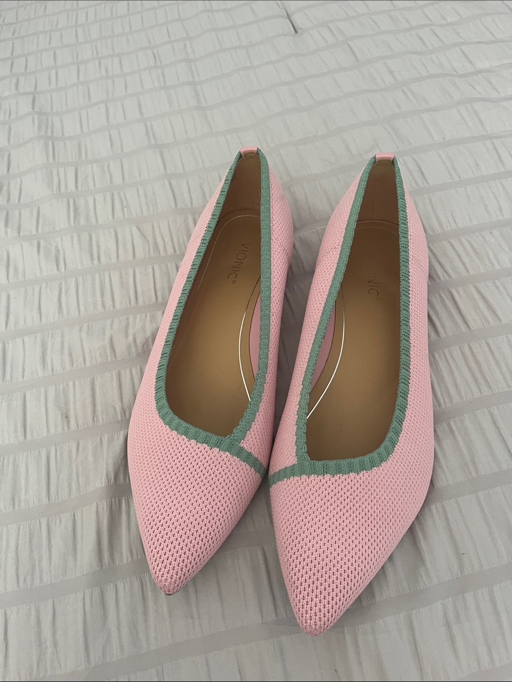 Vionic Pink Knit Pointed Ballet Flats with Green Trim